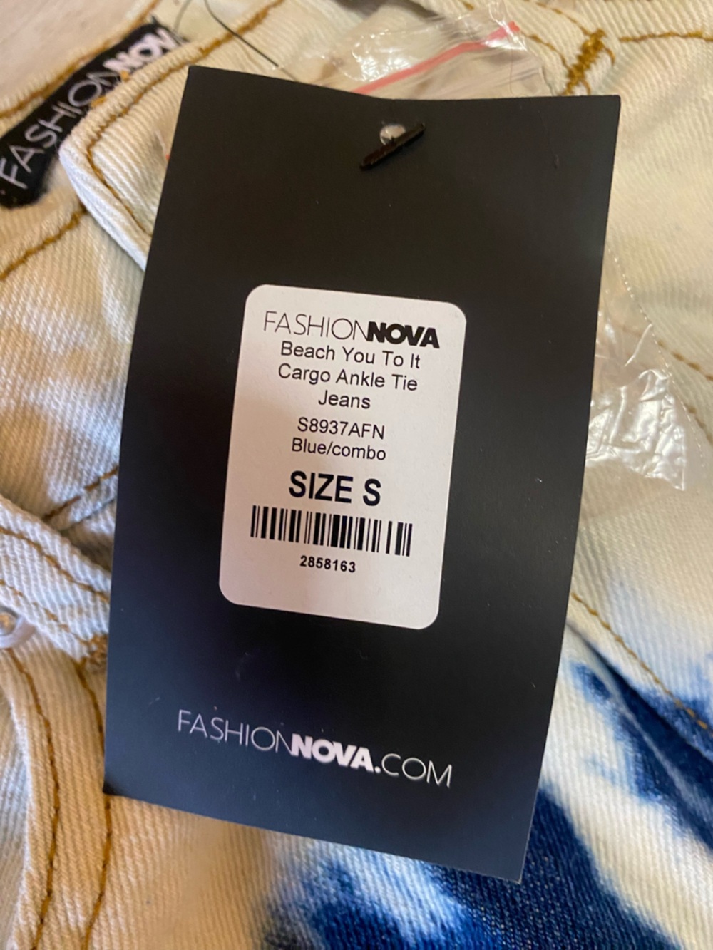 Fashion Nova Beach you to it jeans- NWT Size small - Picture 10 of 13